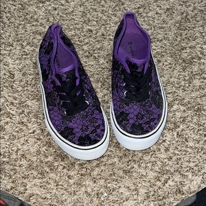 Air Walk Slip on Sneakers.